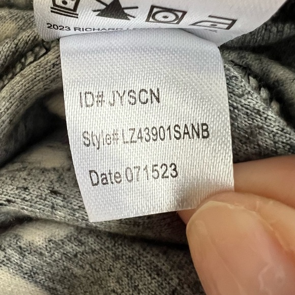 Nightmare Before Christmas Jack Skellington Santa Hat Fleece Pajama Top Size 3X - Picture 10 of 10